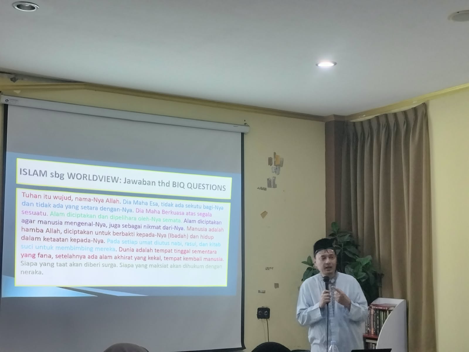 The Worldview of Islam sebagai Payung Kajian Sekolah Pemikiran Islam